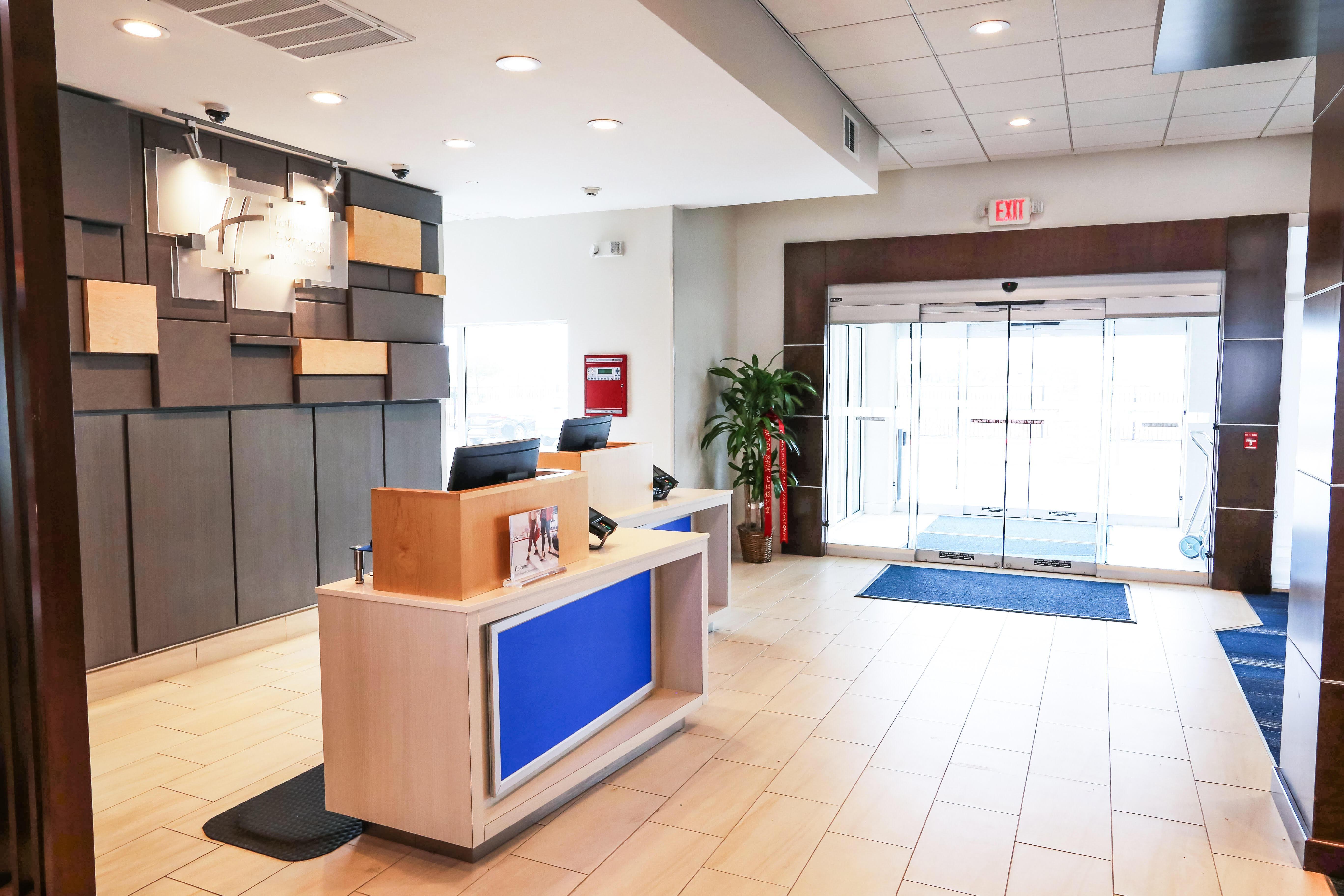 Hotel Express & - Houston Iah - Beltway 8 By Ihg 3*