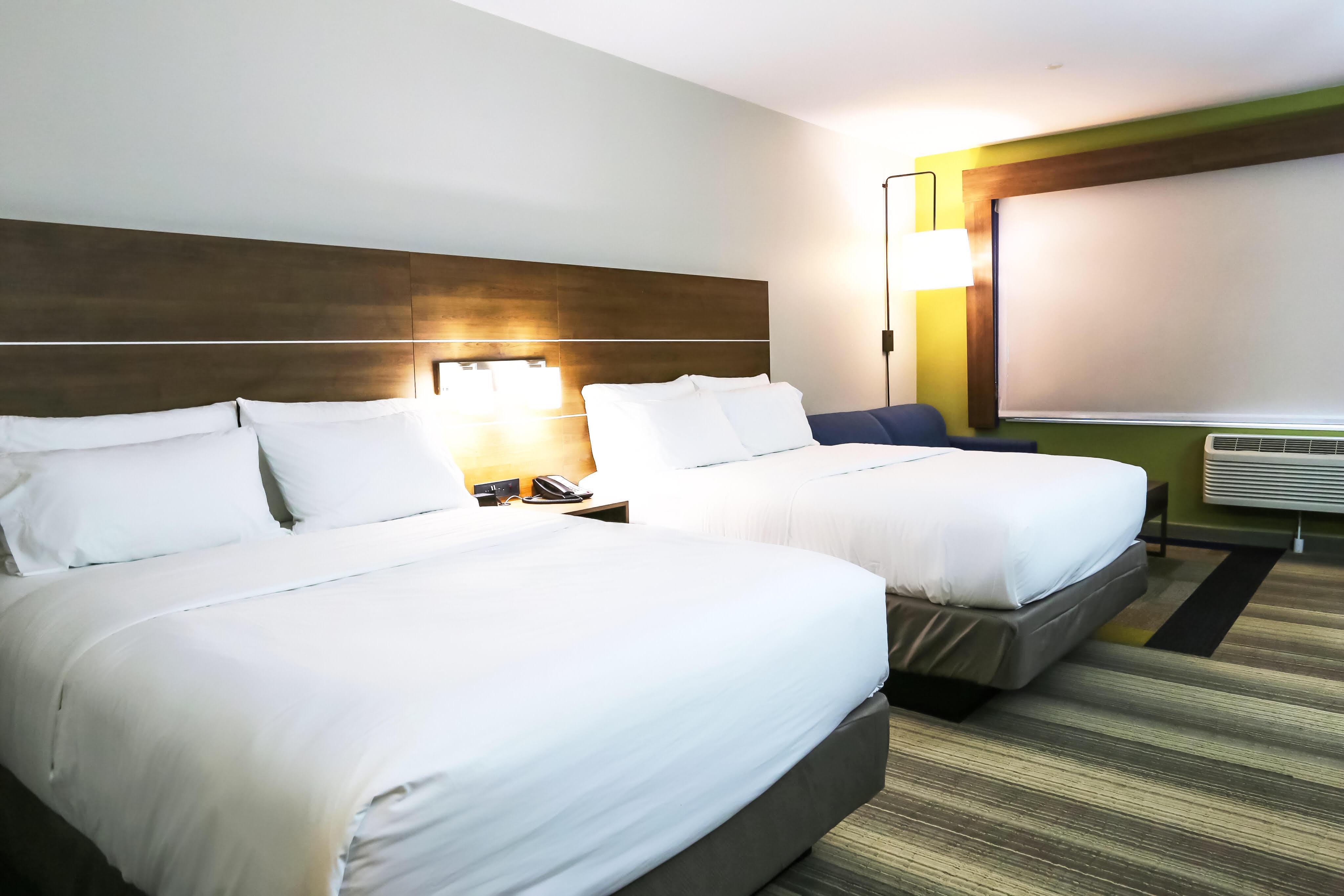 Express & - Houston Iah - Beltway 8 By Ihg